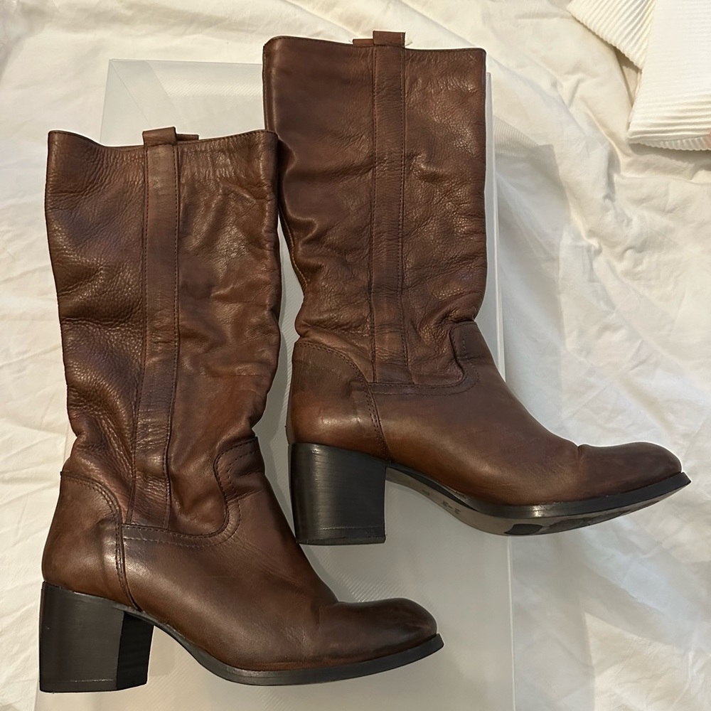 Italian Boots size 37